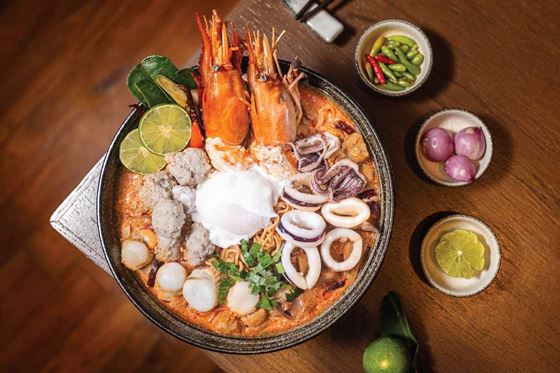 60th Anniversary - Seafood Comfort Bowl at ChomSindh - Амари Бангкок