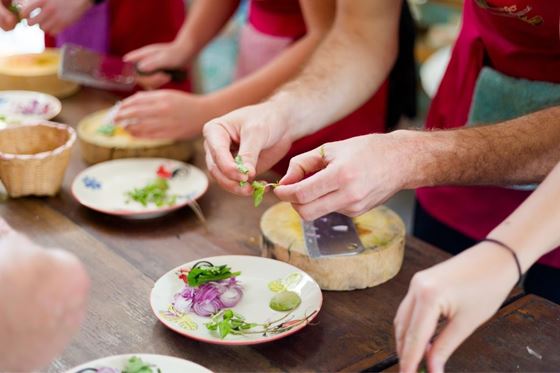 Discover the Chef in You – Join Our Thai Cooking Class! - Амари Кох Самуи