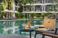 Aqua Eatery & Bar