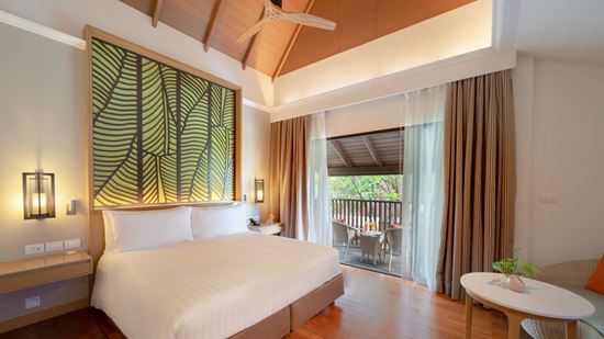 Deluxe Thai Village